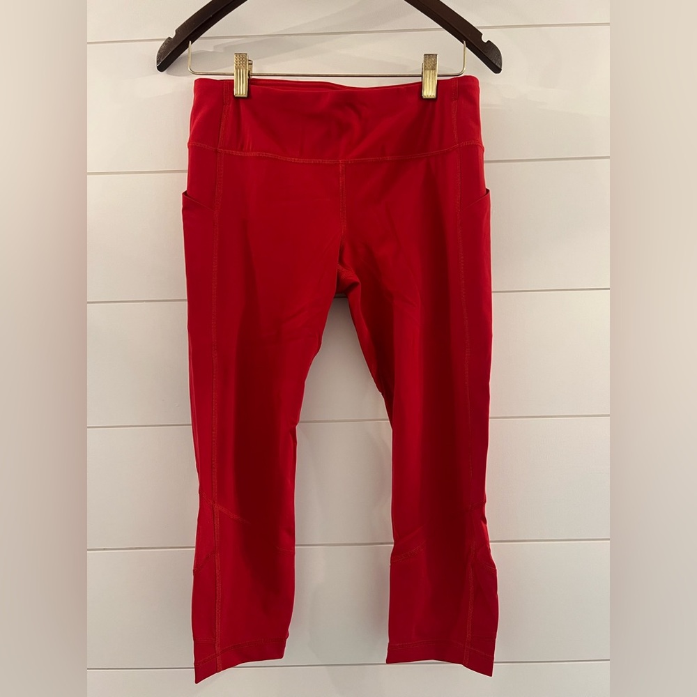 Lululemon PACE RIVAL MID-RISE CROP 22" size 8 dark red